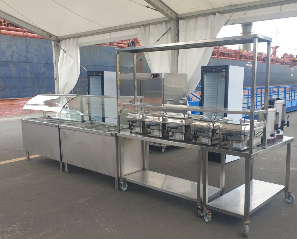 ALQUILER DE EQUIPAMIENTO DE COCINA Y BUFFET DURANTE EL REACONDICIONAMIENTO DE BUQUES